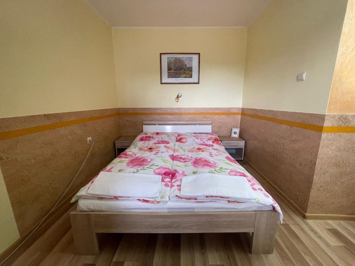 Sifra 276 Hotel Nova Lesna Ngoại thất bức ảnh