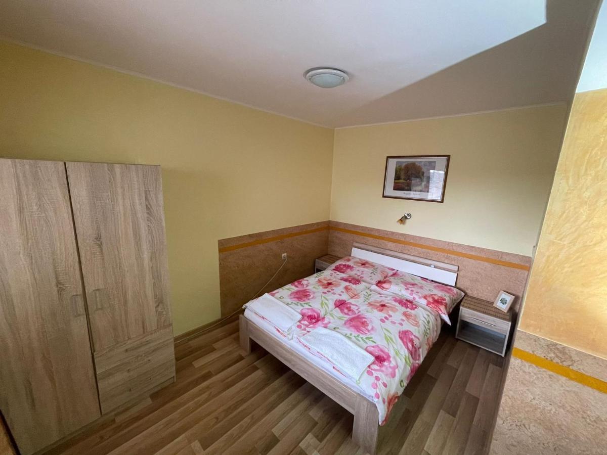 Sifra 276 Hotel Nova Lesna Ngoại thất bức ảnh