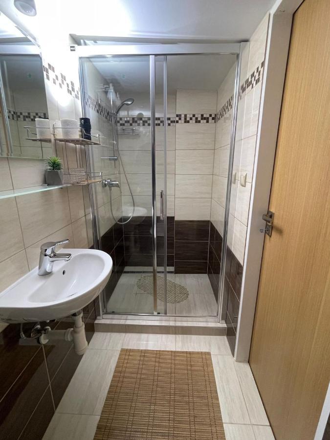 Sifra 276 Hotel Nova Lesna Ngoại thất bức ảnh